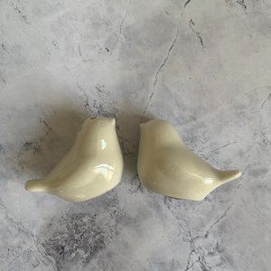 ❣️Love Birds Salt & Pepper Shakers❣️